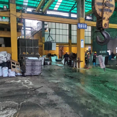 Lead-zinc lithium ore